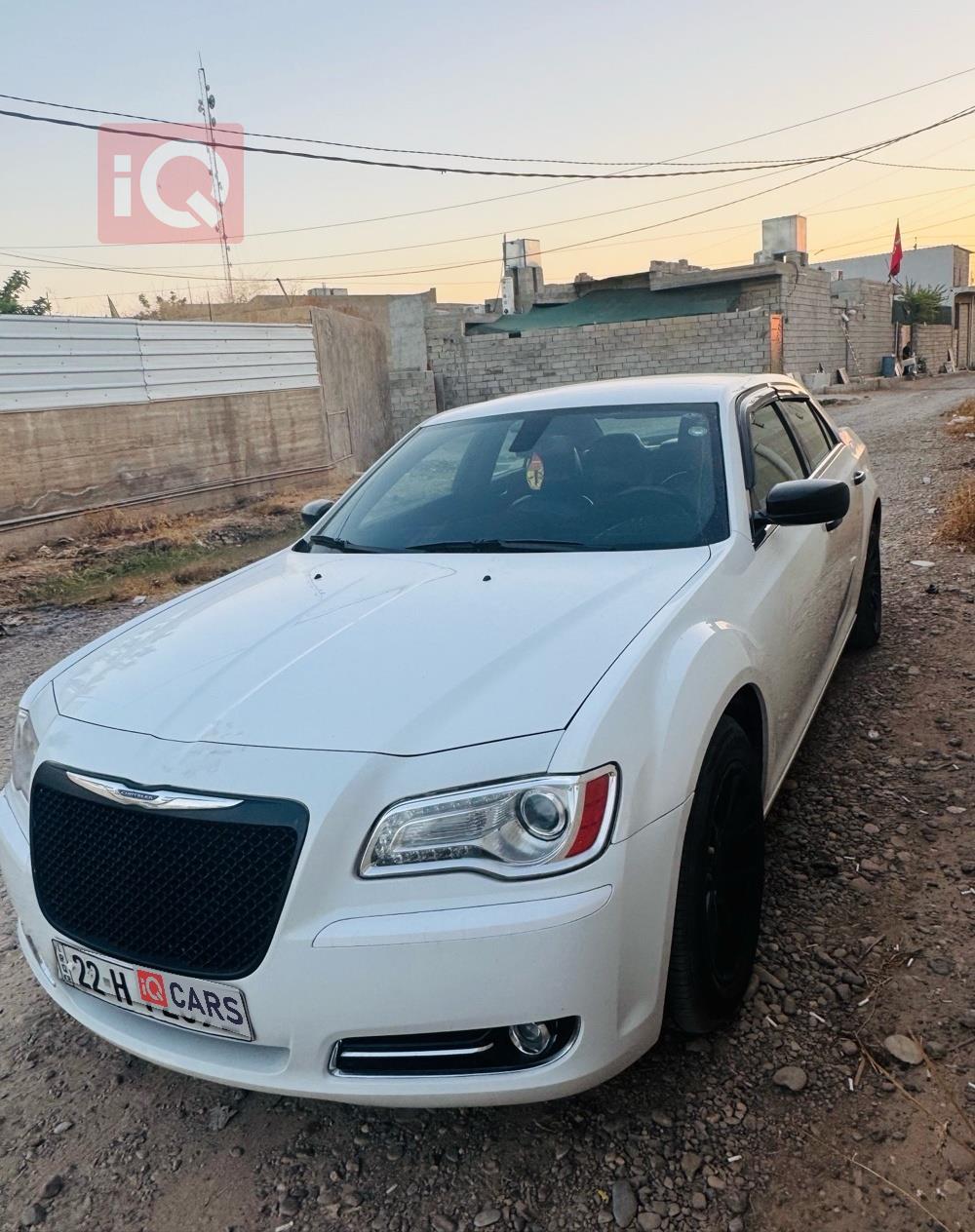 كرايسلر 300